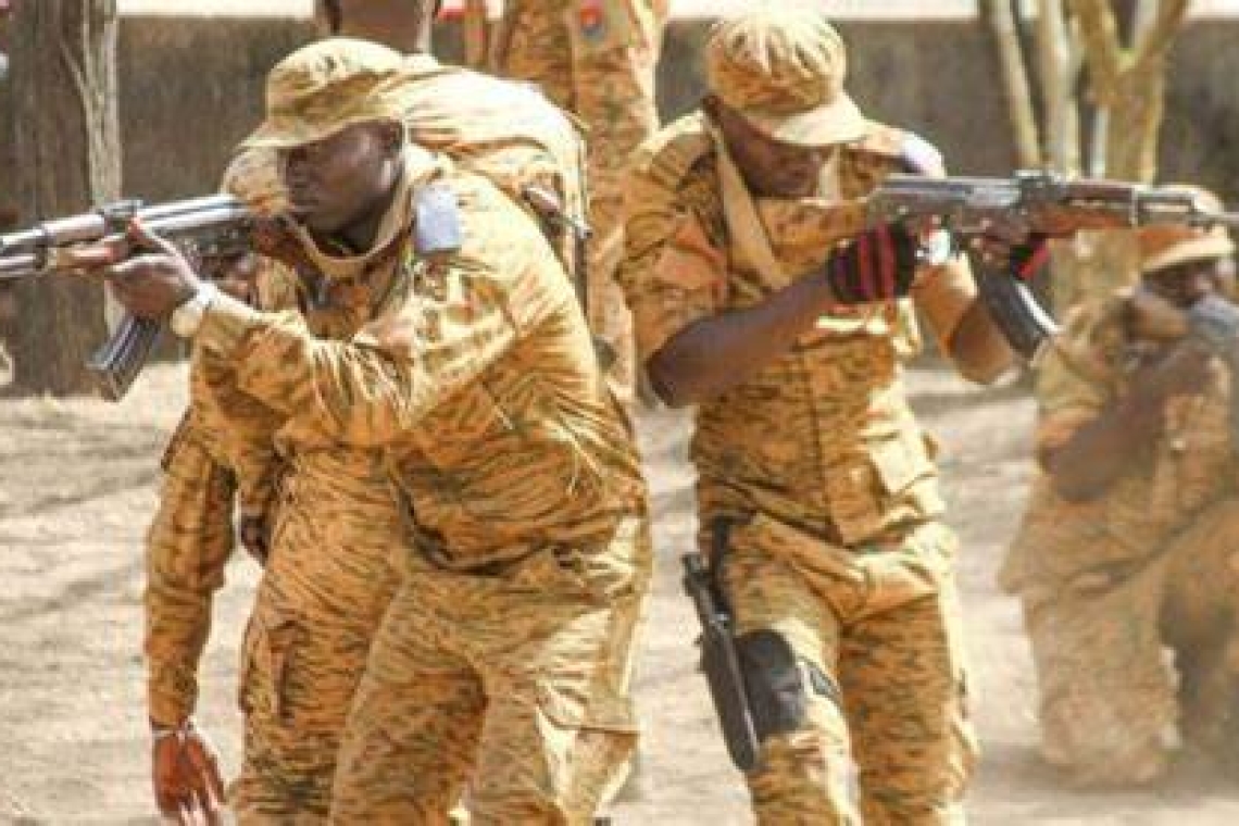 Le Burkina Faso rapatrie au moins 14 de ses soldats en  formation en Côte d'Ivoire